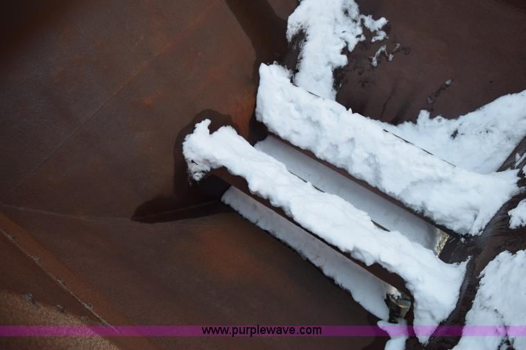 image for item E6062 Aggregate hopper and conveyor