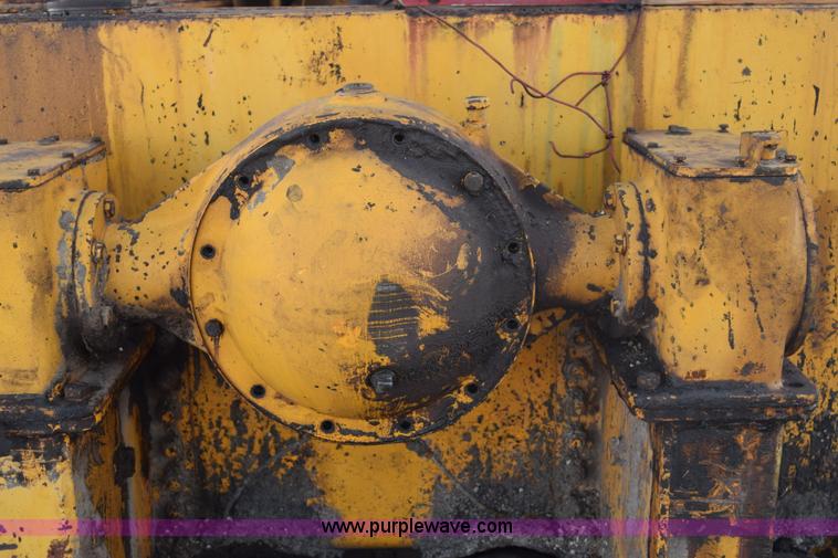 image for item E6065 Galion pneumatic roller