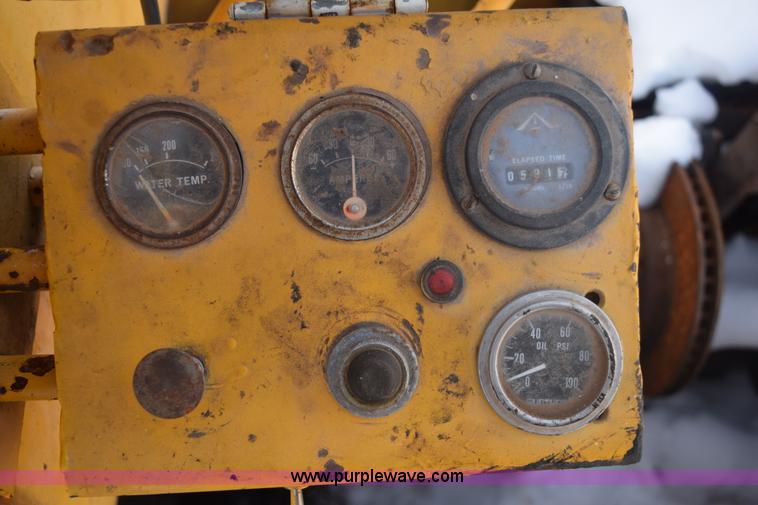 image for item E6065 Galion pneumatic roller