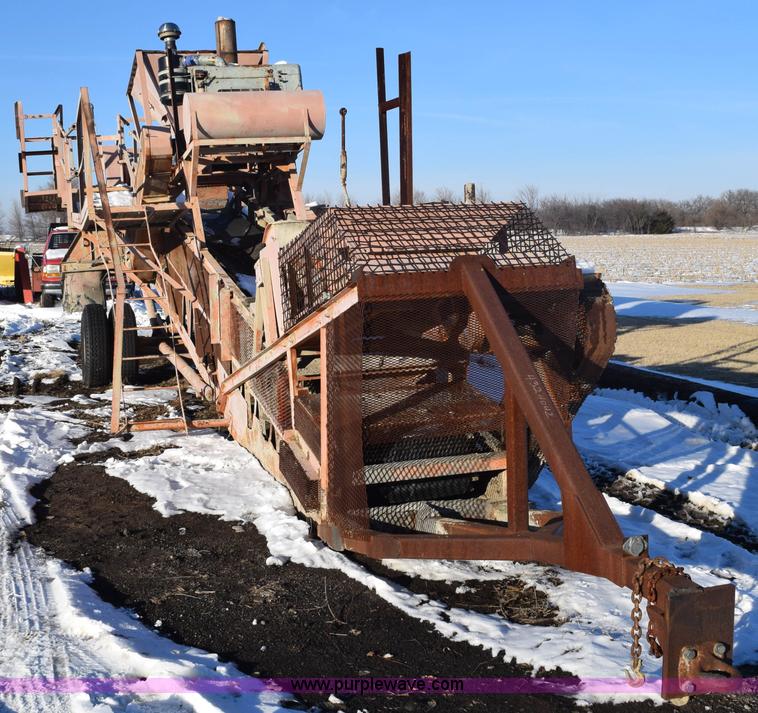 image for item E6066 40' pug mill