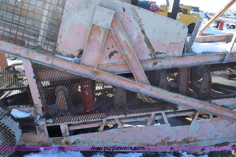 image for item E6066 40' pug mill