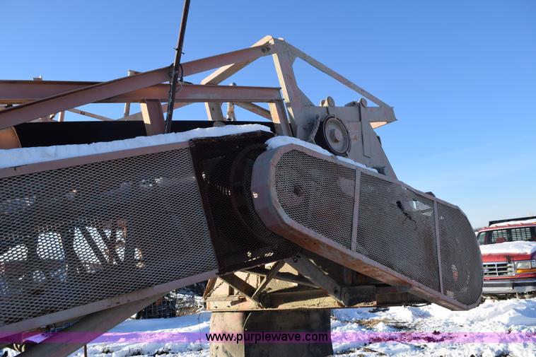 image for item E6066 40' pug mill