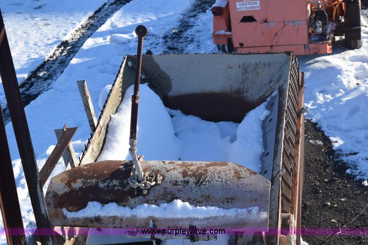 image for item E6066 40' pug mill