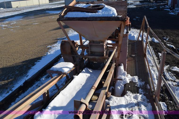 image for item E6066 40' pug mill