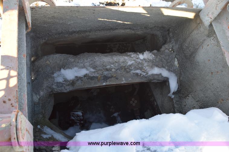 image for item E6066 40' pug mill