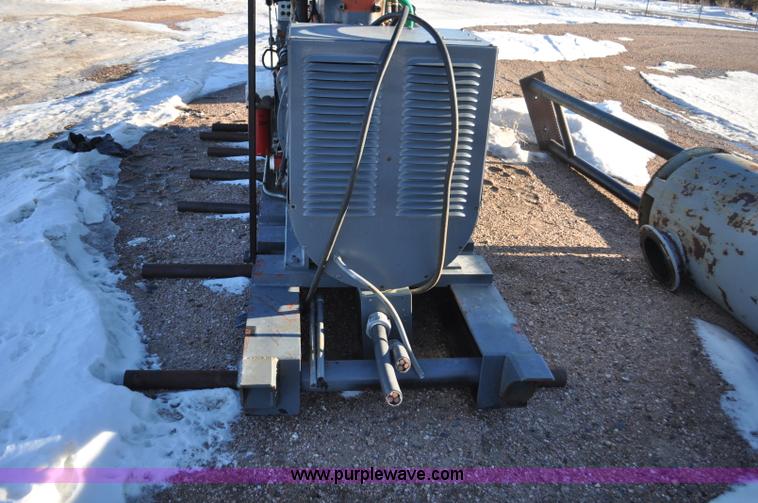 image for item F2184 Waukesha generator