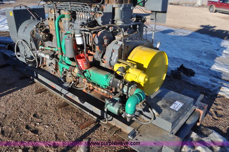 image for item F2184 Waukesha generator