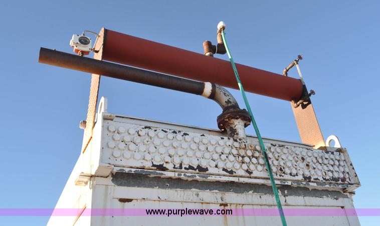 image for item F2184 Waukesha generator