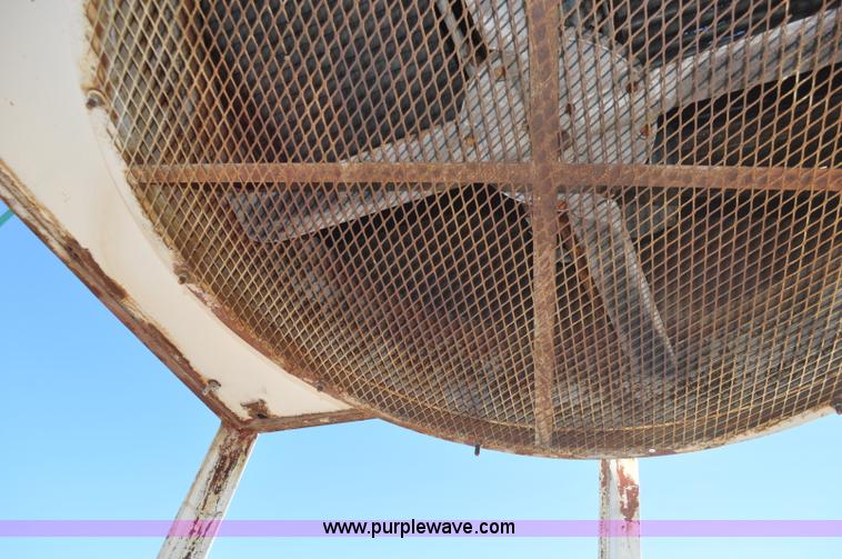 image for item F2184 Waukesha generator