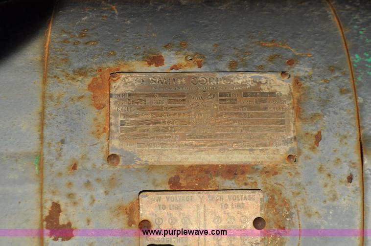 image for item F2184 Waukesha generator