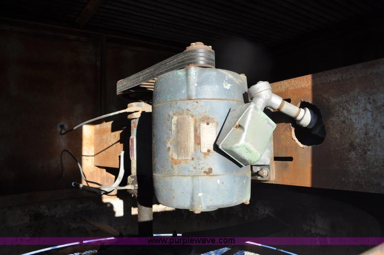 image for item F2184 Waukesha generator