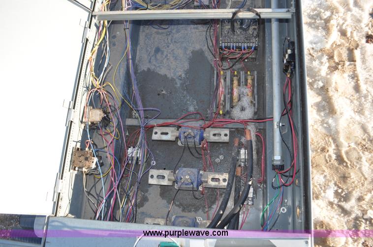 image for item F2184 Waukesha generator