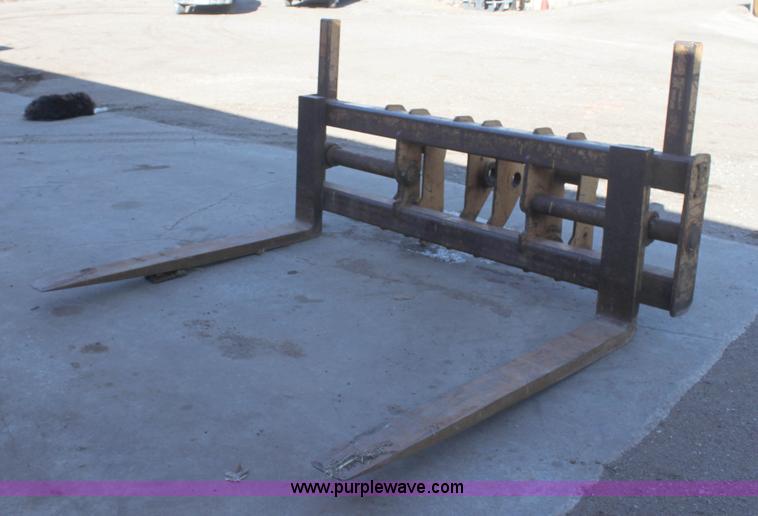 image for item F3418 70"L forks