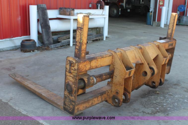 image for item F3418 70"L forks