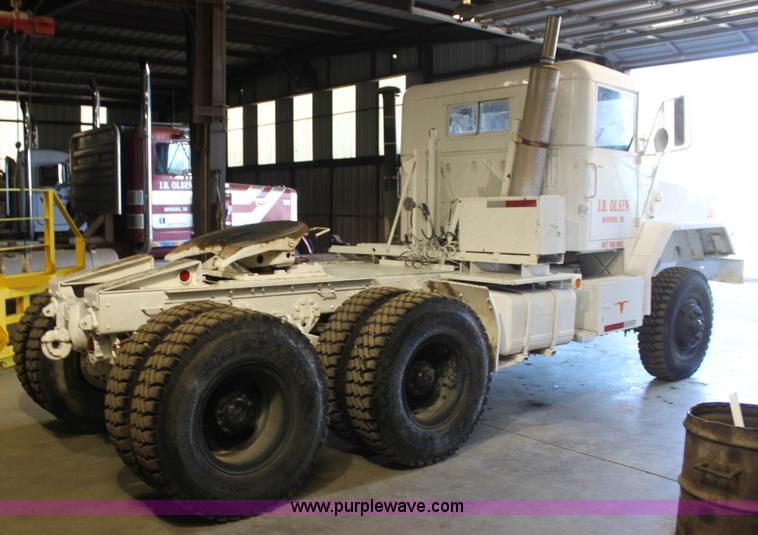 image for item F3420 1985 Am General M931 semi truck