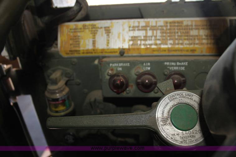 image for item F3420 1985 Am General M931 semi truck