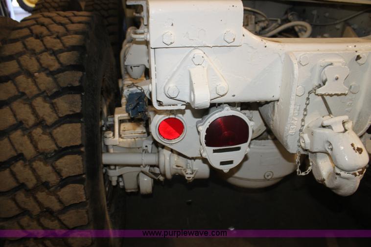 image for item F3420 1985 Am General M931 semi truck