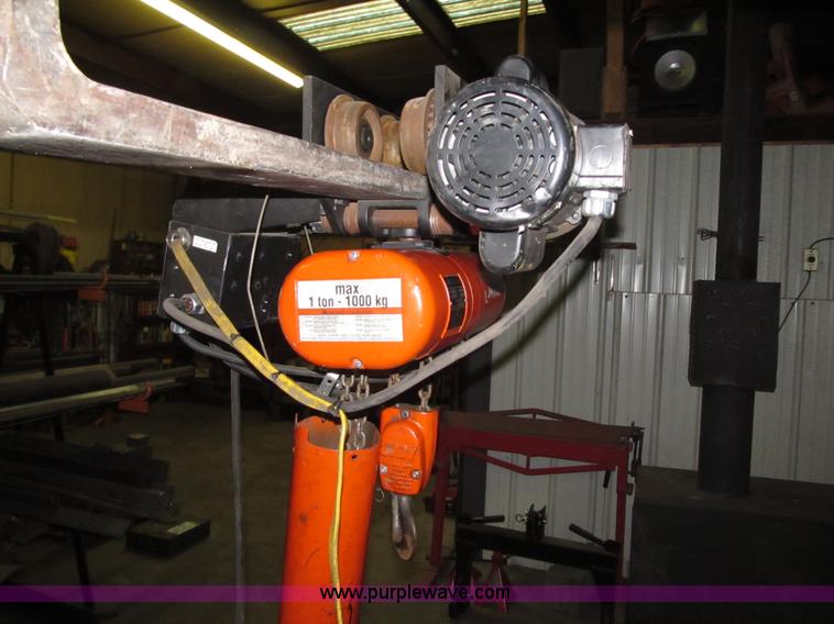 image for item F8940 CM Loadstar H crane hoist