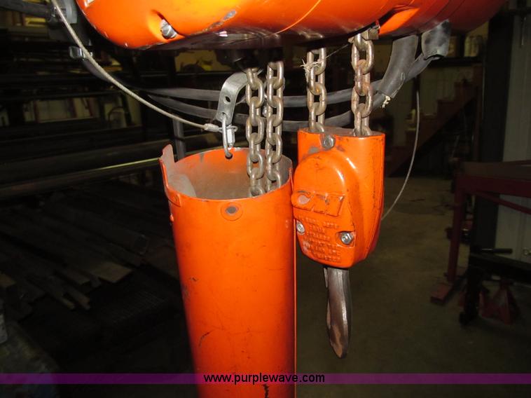 image for item F8940 CM Loadstar H crane hoist