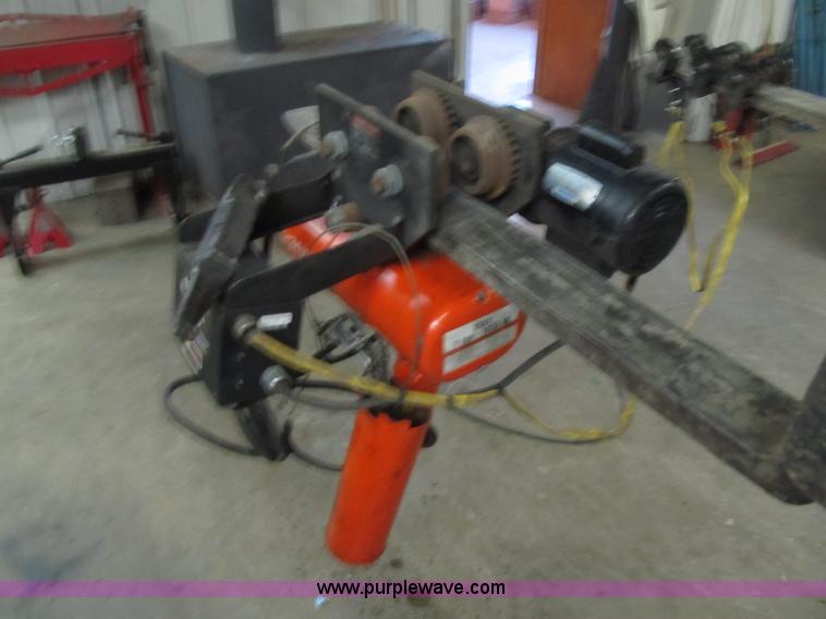 image for item F8940 CM Loadstar H crane hoist