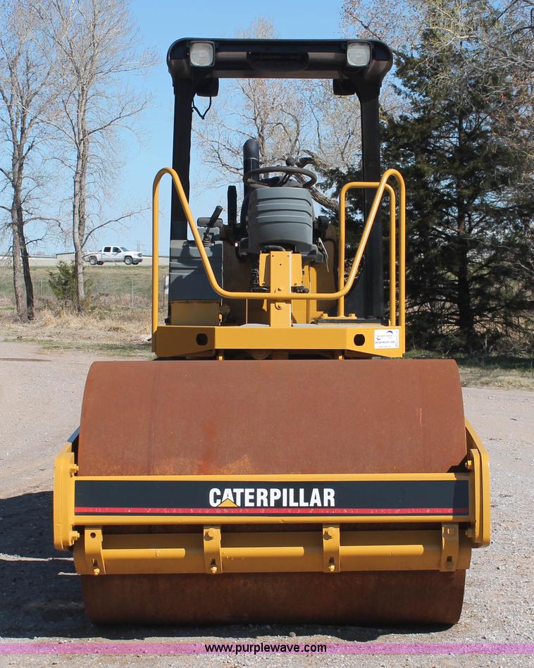image for item H5719 2003 Caterpillar CS-433C single drum vibratory roller