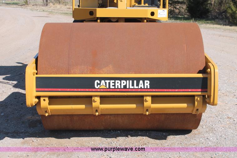 image for item H5719 2003 Caterpillar CS-433C single drum vibratory roller