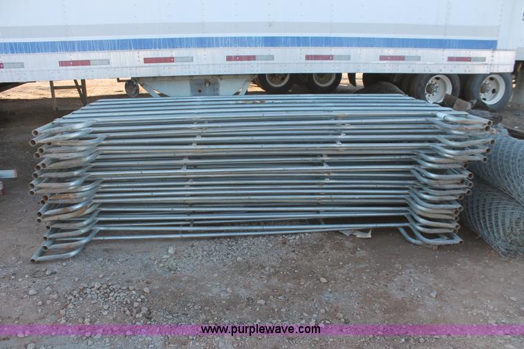 image for item H5947 (20) fence panels