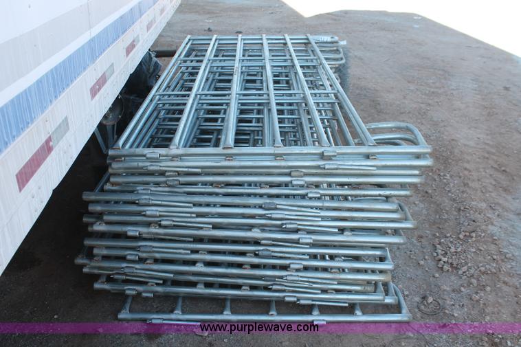 image for item H5947 (20) fence panels