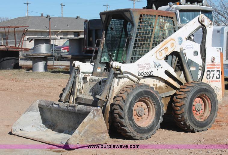image for item H5949 2000 Bobcat 873 skid steer