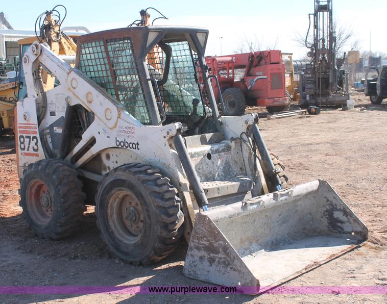 image for item H5949 2000 Bobcat 873 skid steer