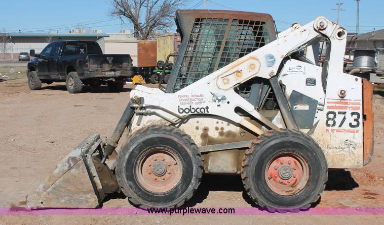 image for item H5949 2000 Bobcat 873 skid steer