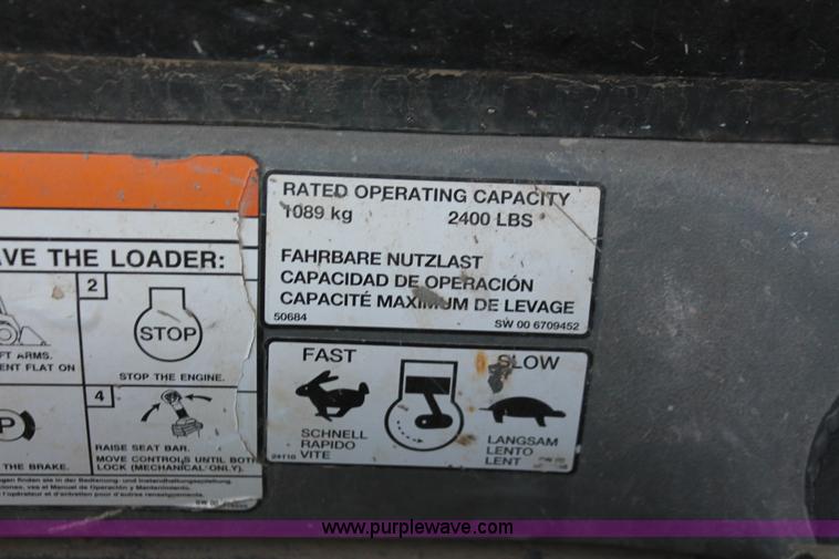 image for item H5949 2000 Bobcat 873 skid steer