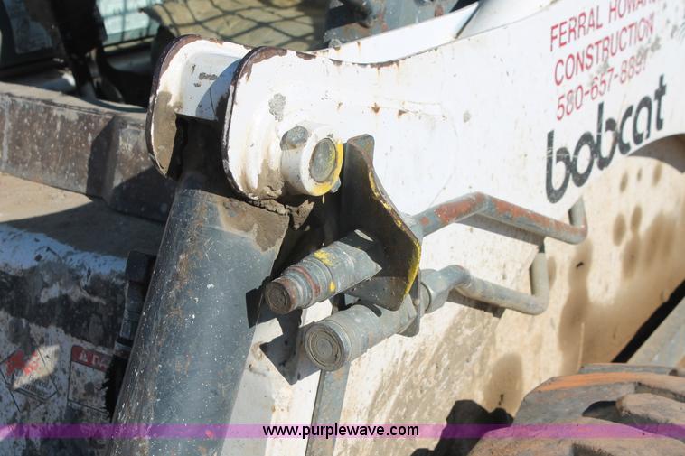 image for item H5949 2000 Bobcat 873 skid steer