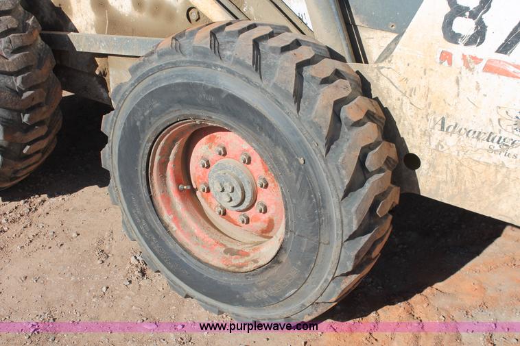 image for item H5949 2000 Bobcat 873 skid steer