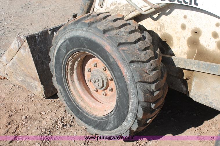 image for item H5949 2000 Bobcat 873 skid steer