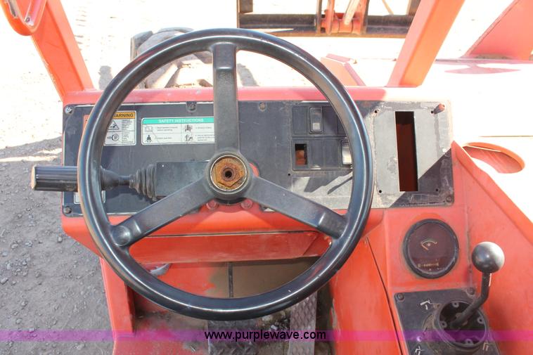 image for item H5951 2002 Sky Trak 8042 telehandler