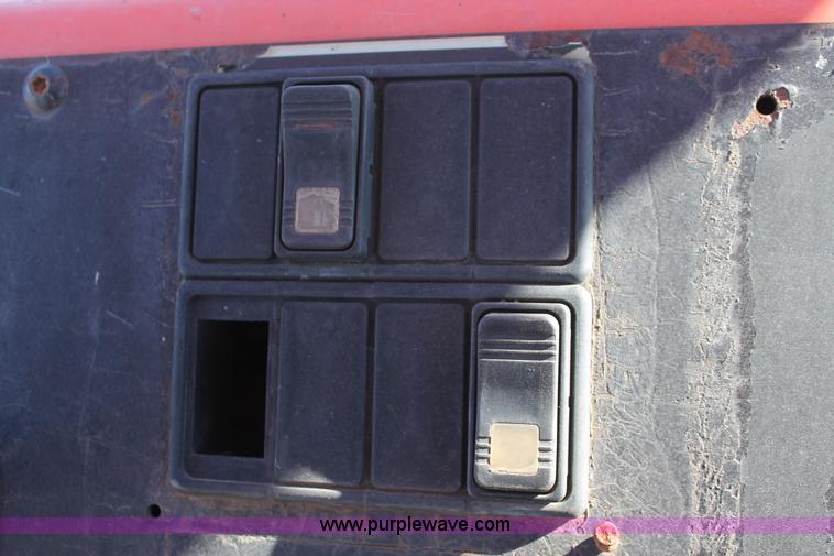 image for item H5951 2002 Sky Trak 8042 telehandler