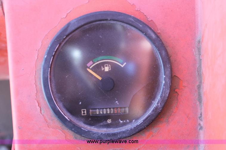 image for item H5951 2002 Sky Trak 8042 telehandler