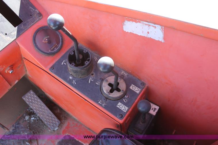 image for item H5951 2002 Sky Trak 8042 telehandler