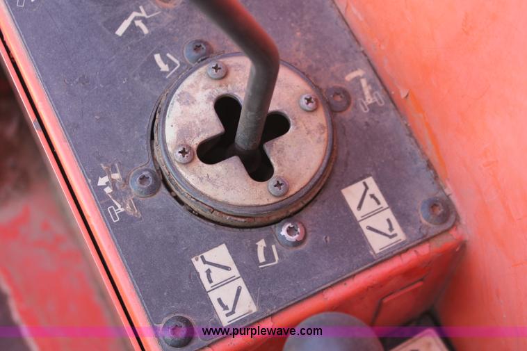 image for item H5951 2002 Sky Trak 8042 telehandler