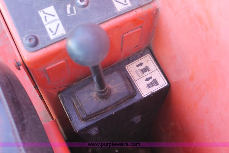 image for item H5951 2002 Sky Trak 8042 telehandler