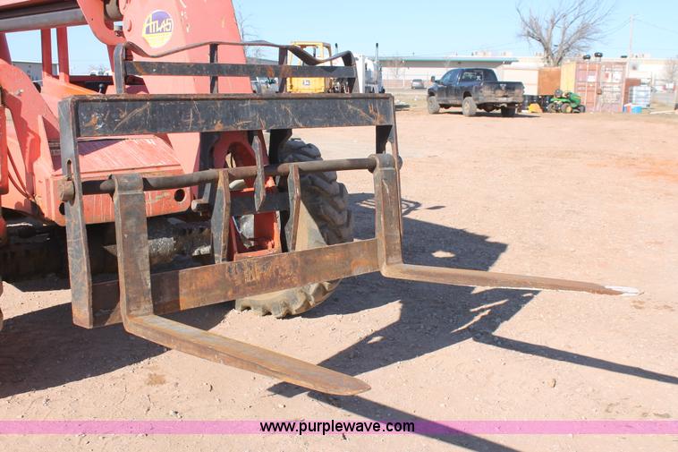 image for item H5951 2002 Sky Trak 8042 telehandler