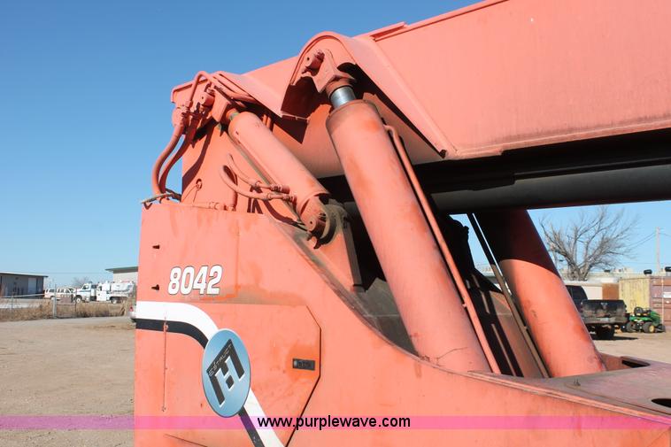 image for item H5951 2002 Sky Trak 8042 telehandler