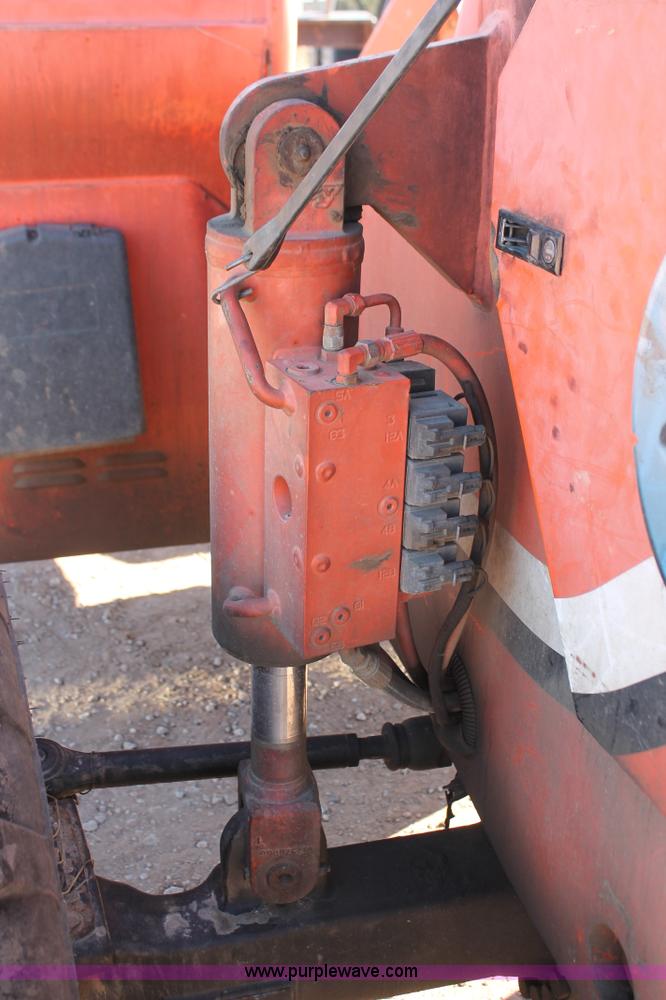 image for item H5951 2002 Sky Trak 8042 telehandler