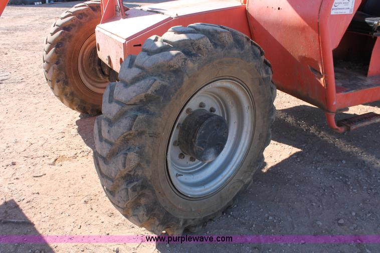 image for item H5951 2002 Sky Trak 8042 telehandler