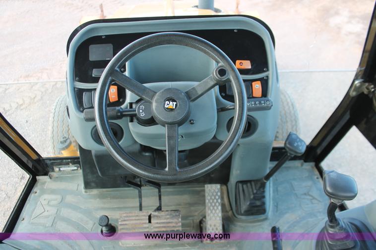 image for item H5952 2002 Caterpillar 416D backhoe