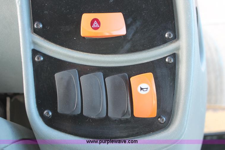 image for item H5952 2002 Caterpillar 416D backhoe