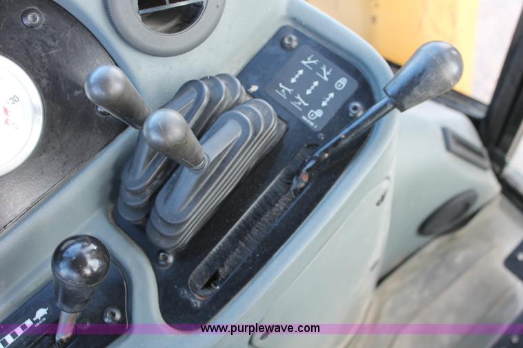 image for item H5952 2002 Caterpillar 416D backhoe