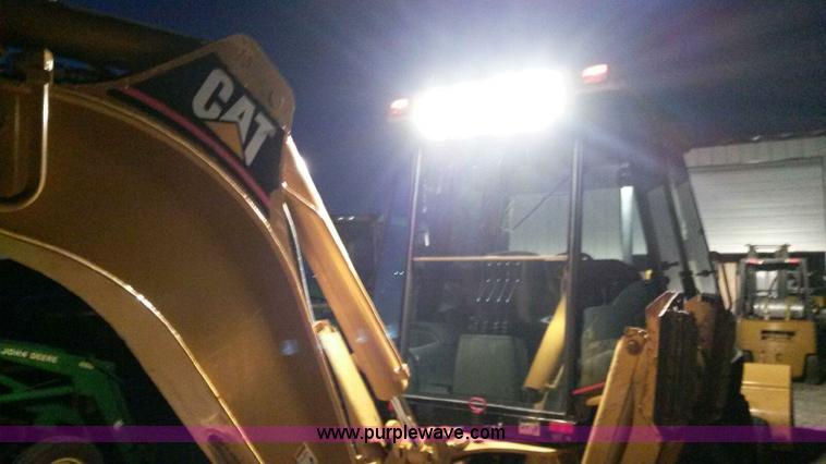 image for item H5952 2002 Caterpillar 416D backhoe