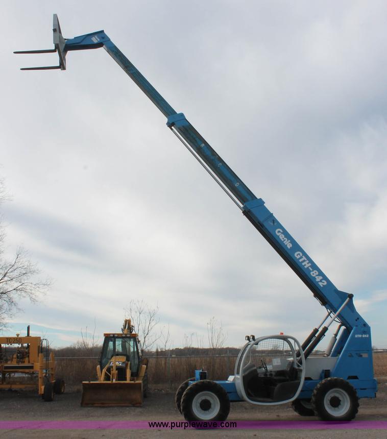 image for item H5953 2007 Genie GTH-842 telehandler